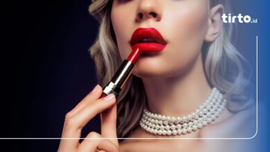 7 Rekomendasi Lipstik YSL Original, Tahan Lama & Cocok untuk Segala Kegiatan