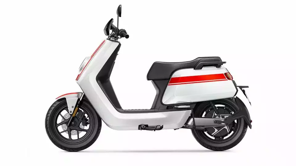 9 Motor Listrik Rp 20 Jutaan dengan Jangkauan Setara Air EV, Cek Pilihannya!