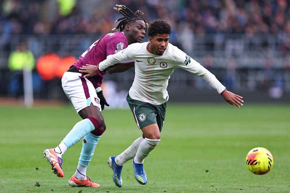 Andrey Santos Usai Kemenangan di Burnley: “Tim Kami Seperti Keluarga”