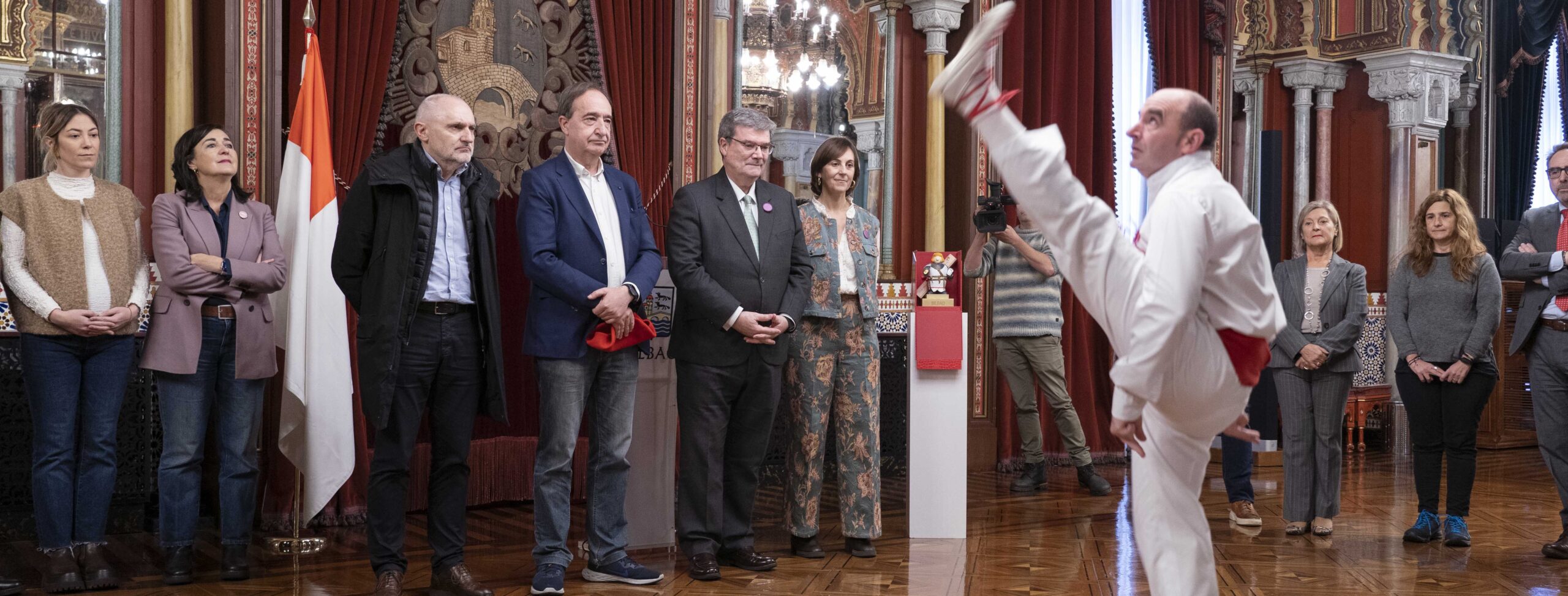 Ayuntamiento Bilbao Rayakan 25 Tahun Bilbao Dendak dengan Resepsi Khusus di Kota