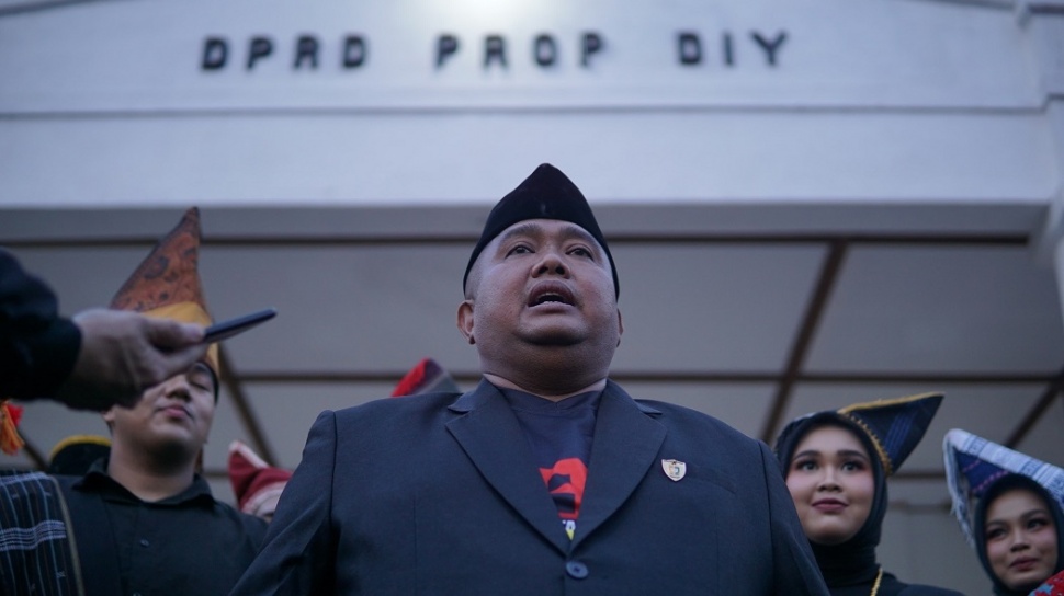 Banjir Tapanuli Bawa Gelondongan Kayu, Pemerintah Didesak Selidiki Dugaan Pembalakan Liar