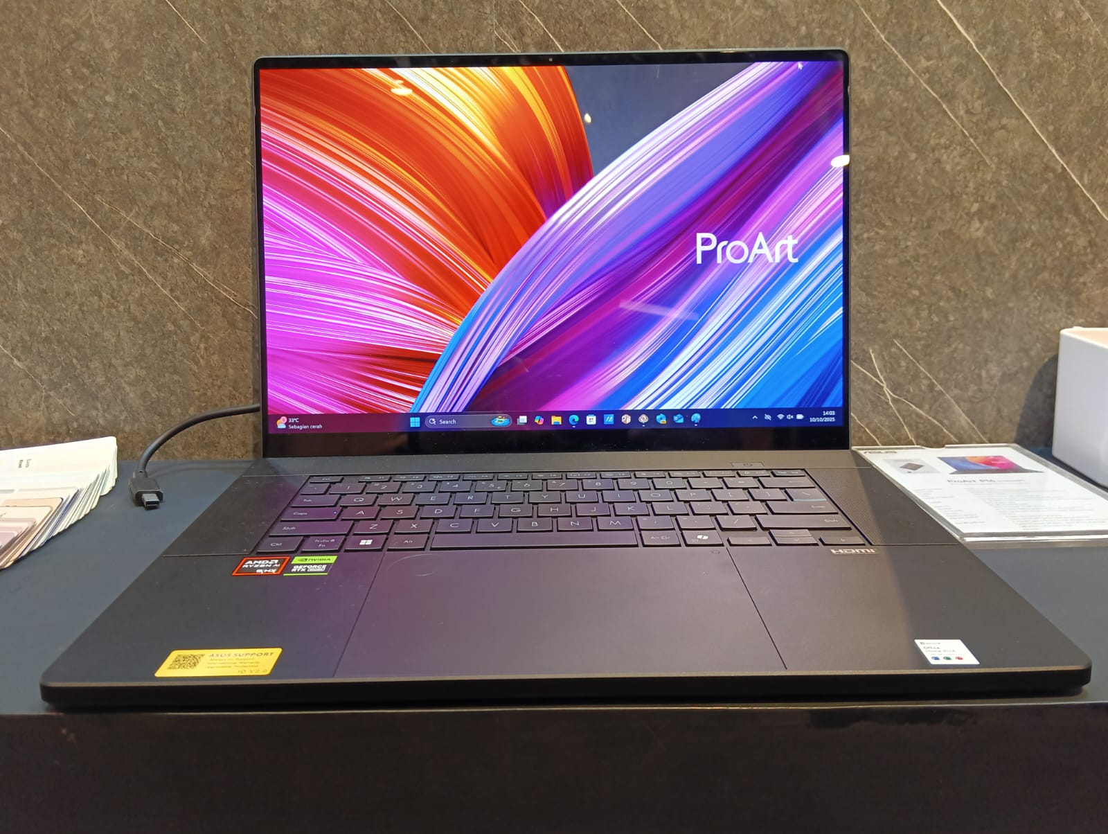 Bertenaga RTX 5090, Asus ProArt P16 Jadi Laptop Kreator Paling Bertenaga Tahun Ini