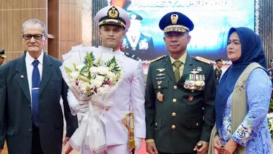 Bikin Bangga! Rizki Juniansyah Peraih Emas Olimpiade Resmi Jadi Letda TNI