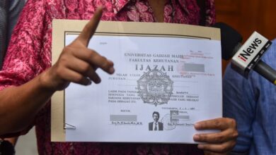 Geger Foto Ijazah Jokowi, Roy Suryo Ungkap Pria Dalam Foto Bukan Presiden Melainkan Sosok Ini