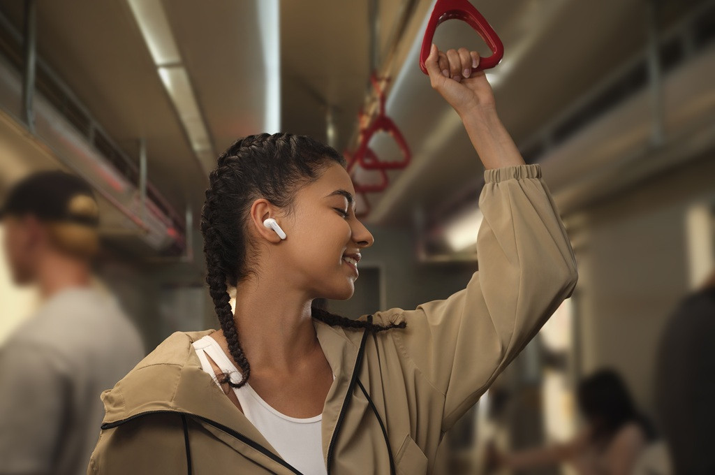 Huawei Rilis FreeBuds SE 4 ANC: TWS Premium dengan Peredam Bising Aktif Hingga 50dB Huawei Rilis FreeBuds SE 4 ANC: TWS Premium dengan Peredam Bising Aktif Hingga 50dB