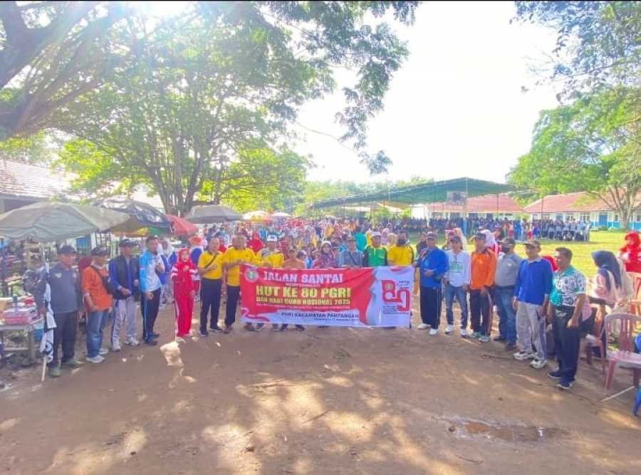 Jalan Santai Meriah Warnai HUT ke-80 PGRI dan Hari Guru Nasional di Kecamatan Pampangan