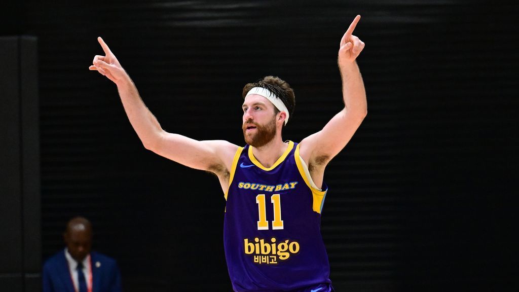 Lakers Coret Deandre Ayton, Rekrut Drew Timme dengan Kontrak 2-Way