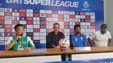 Pelatih Sebut Laga Persebaya vs Arema FC sebagai Derbi Terbesar di Indonesia