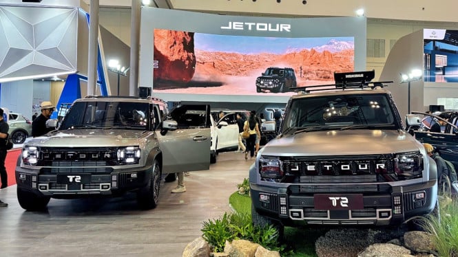 Persaingan SUV Tangguh Meningkat, Pabrikan Berinovasi untuk Kuasai Pasar 2025
