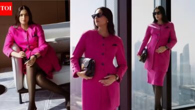 Sonam Kapoor Umumkan Kehamilan Kedua, Pamer Baby Bump dengan Outfit Pink Stylish – Foto