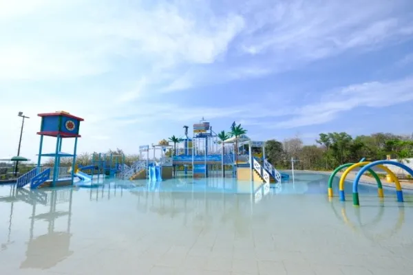 Summerland Tirtamas Waterpark: Panduan Harga Tiket & Wahana Terbaru 2025