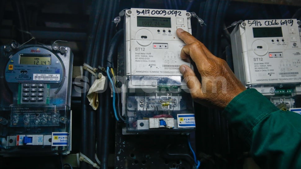 Tarif Listrik PLN November-Desember 2025: Harga per kWh Terbaru dan Perubahannya