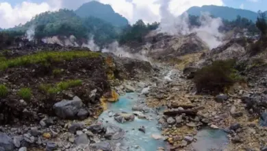 Trekking Kawah Ratu: Rute, Harga Tiket & Panduan Lengkap untuk Pemula 2025