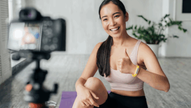 Vlog Adalah: Panduan Lengkap Pengertian, Jenis, Cara Membuat, dan Tips Sukses Terbaru