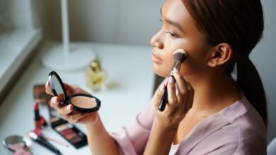 10 Bedak Powder Terbaik untuk Wajah Cerah dan Efek Blurred Finish, Bikin Tampil Flawless