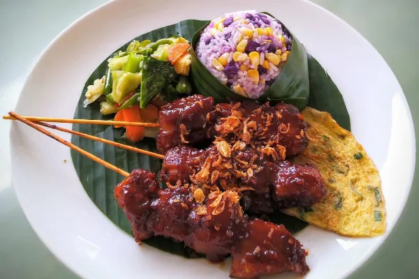 10 Kuliner Autentik Kalimantan yang Wajib Dicoba, Rasanya Bikin Penasaran!