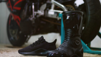 10 Sepatu Touring Terbaik untuk Perjalanan Jauh: Nyaman, Tahan Lama, dan Aman di Jalan