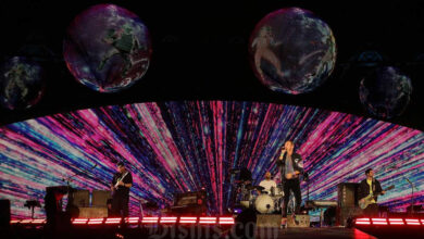 10 Tur Konser Band Rock Pendapatan Terbesar 2025: Siapa Paling Cuan?