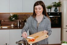 3 Rutinitas Ibu yang Bikin Hati Rindu dan Terpaut Emosi Mendalam