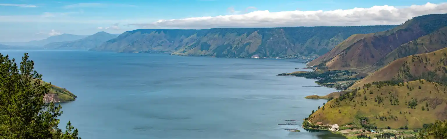 5 Hotel dengan Kolam Renang di Parapat untuk Liburan Santai dan Nyaman