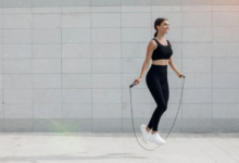 5 Jenis Olahraga Efektif Tanpa Perlengkapan Mahal untuk Membakar Kalori dengan Praktis