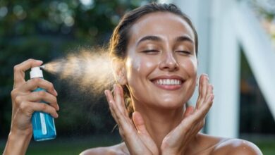 5 Pilihan Sunscreen Spray Anti Ribet untuk Touch Up, Tetap Makeup On Sepanjang Hari!