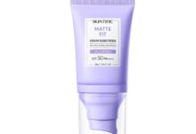 5 Rekomendasi Sunscreen Ringan Sebagai Base Makeup untuk Kulit Berminyak 2025