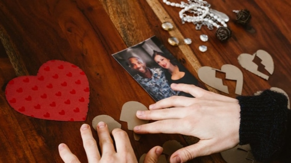 5 Zodiak Paling Rentan Alami Luka Hati, Apakah Kamu Termasuk Salah Satunya?