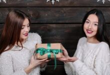 7 Kado Natal Terbaik yang Bikin Kamu Jadi Bestie of the Year 2025