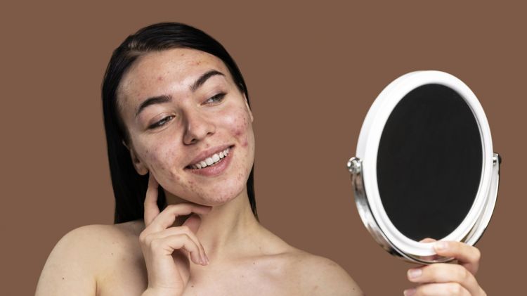 8 Skincare Anti Aging Terbaik, Usir Jerawat & Muluskan Wajah di Bawah Rp 150 Ribu