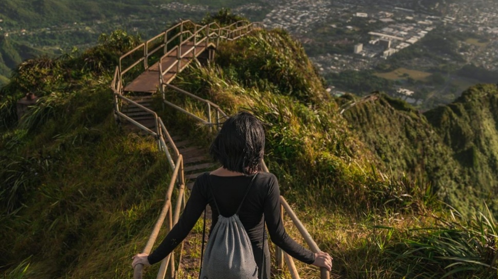 9 Manfaat Jalan di Alam Terbuka untuk Tingkatkan Kesehatan Mental dan Kualitas Tidur
