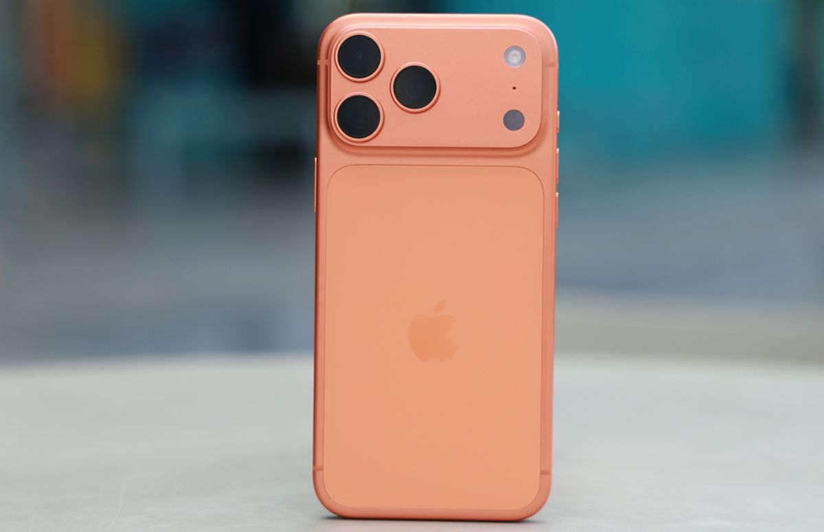 Adu Tajam Kamera Zoom Smartphone 2025: Dari Raja Periskop hingga Jawara Fotografi Profesional