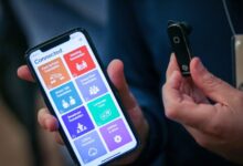 Akurasi Penerjemah AI 2025: Perangkat Khusus Vs Aplikasi Ponsel, Mana Lebih Unggul?