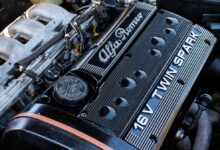 Alasan Mesin 4-Silinder Memanfaatkan 8 Busi untuk Performa Optimal dan Efisiensi