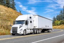 Alasan Truk Semi Memilih Transmisi 18 Percepatan untuk Performa Maksimal