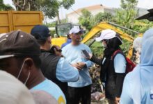 Antisipasi Banjir saat Cuaca Ekstrem, Ratu Zakiyah Instruksikan Bersih-bersih Sampah Sungai