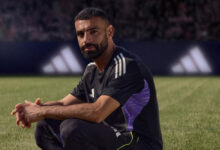 Arne Slot Singgung Mo Salah Usai Pernyataan Kontroversial: Reaksi dan Dampaknya