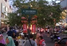 Aturan Terbaru: Larangan Merokok di Area Wisata Ramai Malioboro yang Harus Diketahui