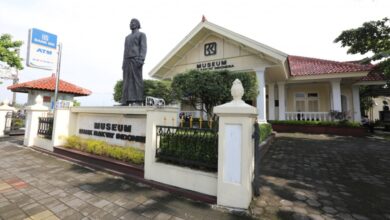 BRI: Perjalanan dari Warisan Raden Bei Aria Wirjaatmadja hingga Holding Ultra Mikro