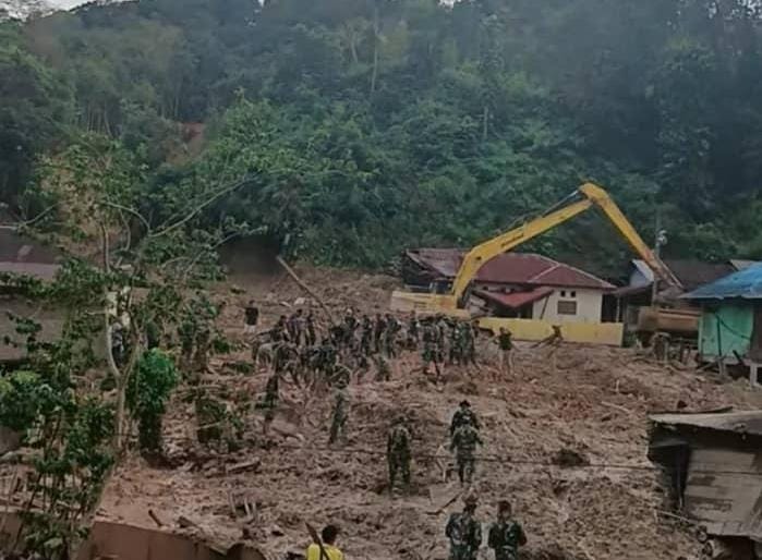 Banjir dan Longsor di Sumatera, BNPB: 520 Warga Masih Hilang Dicari Tim SAR