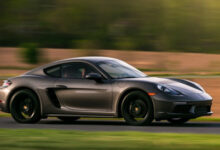 Baru Belajar Mengemudi? Ini Rekomendasi Mobil Paling Cocok untuk Pemula dan Tips Memilihnya