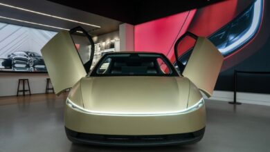 Bocoran Penampakan Tesla Cybercab Uji Jalan di Kota, Tanda Produksi Semakin Dekat