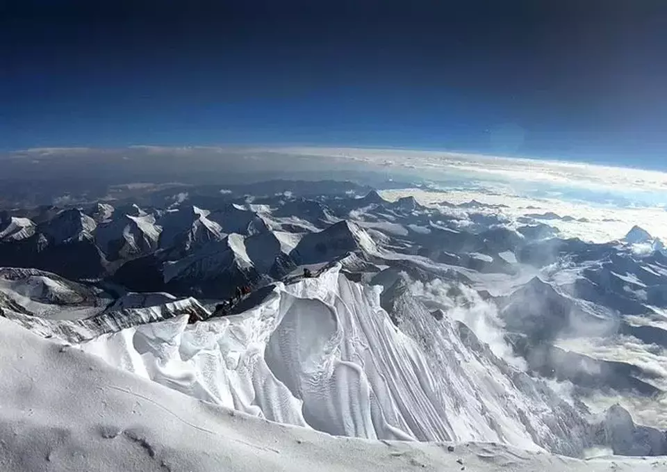 Bukan Everest, Gunung Tertinggi di Bumi Ternyata Terletak di Bawah Tanah, Ketahui Faktanya