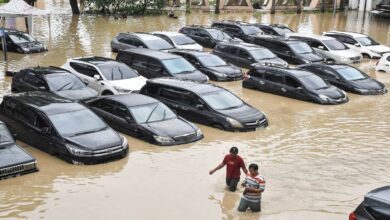 Cara Aman Cek Kondisi Mobil Setelah Terkena Banjir: Fokus pada Aki dan Mesin Jadi Prioritas