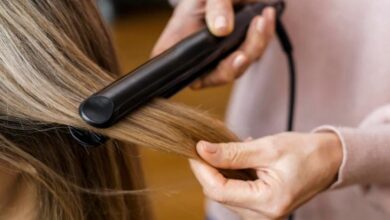 Cara Ampuh Merawat Rambut Tetap Sehat Meski Sering Dicatok Setiap Hari