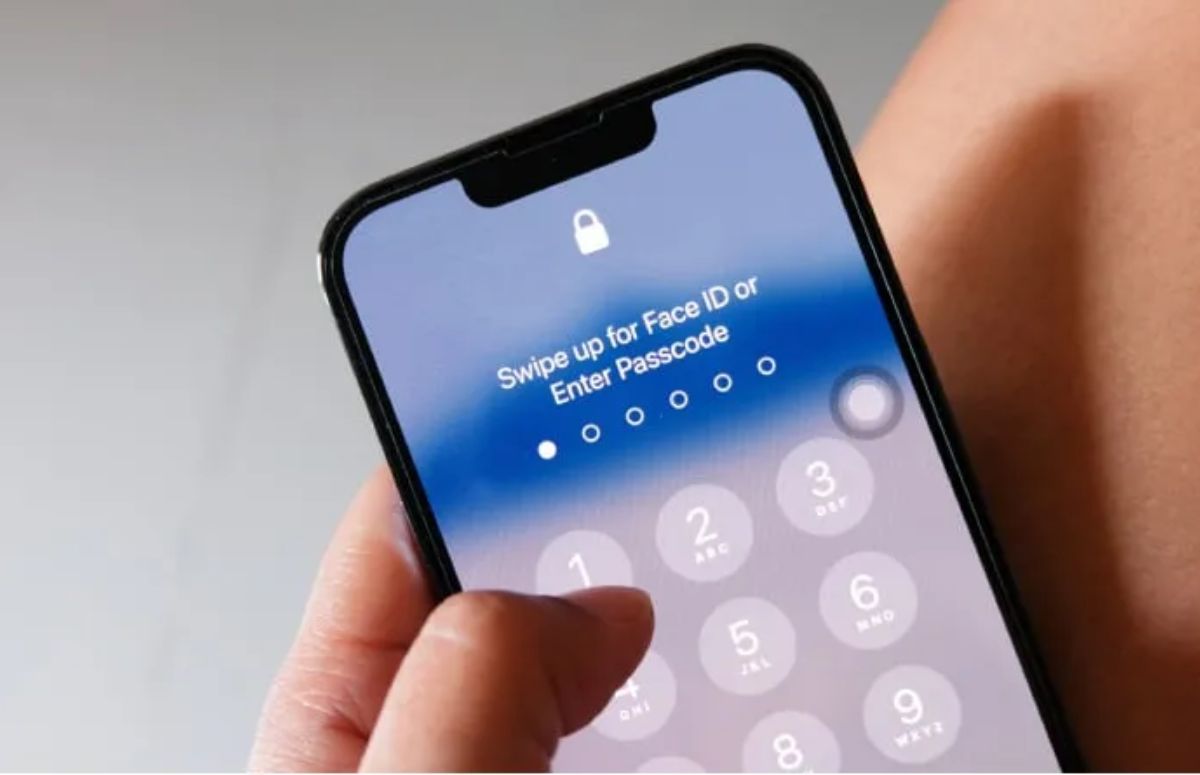 Cara Membuka HP Terkunci Pakai Nomor Darurat: Apakah Metode Ini Masih Efektif?