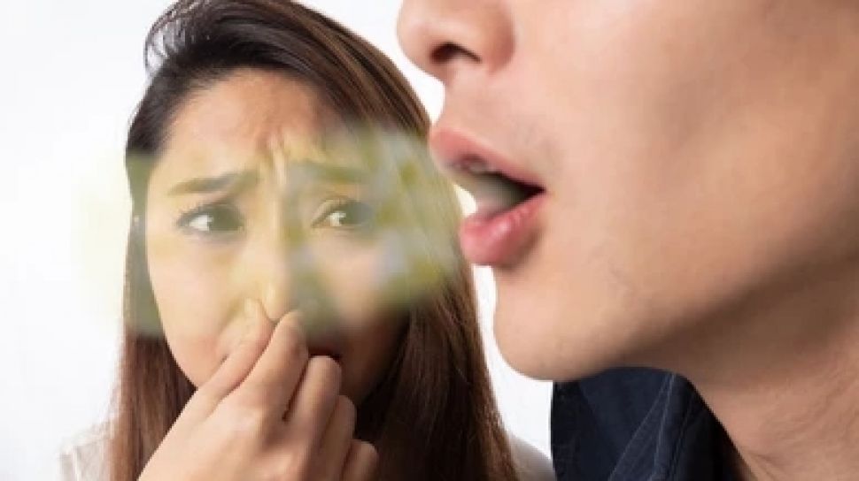 Cegah Bau Mulut Akibat Celah Gigi Palsu: Studi dan Solusi Efektif untuk Pengguna