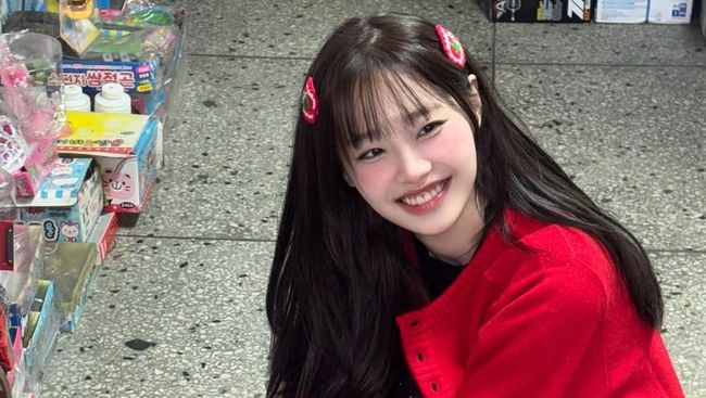 Chuu Umumkan Comeback dengan Full Album Pertama "XO, My Cyberlove" Setelah Vakum