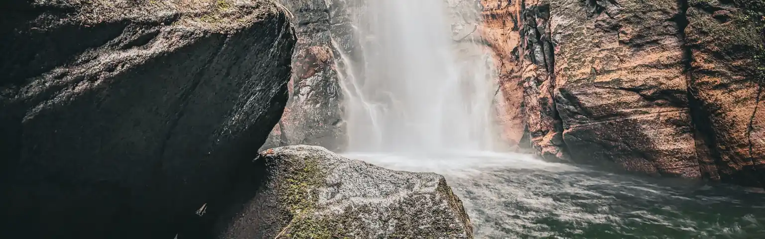 Curug Walet Pamijahan Bogor: Keindahan Air Terjun Alami dan Destinasi Wisata Jawa Barat
