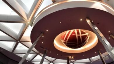 DEWA dan BUMI Naik Tajam, IHSG Menguat ke 8.693 dengan Transaksi Rp19 Triliun